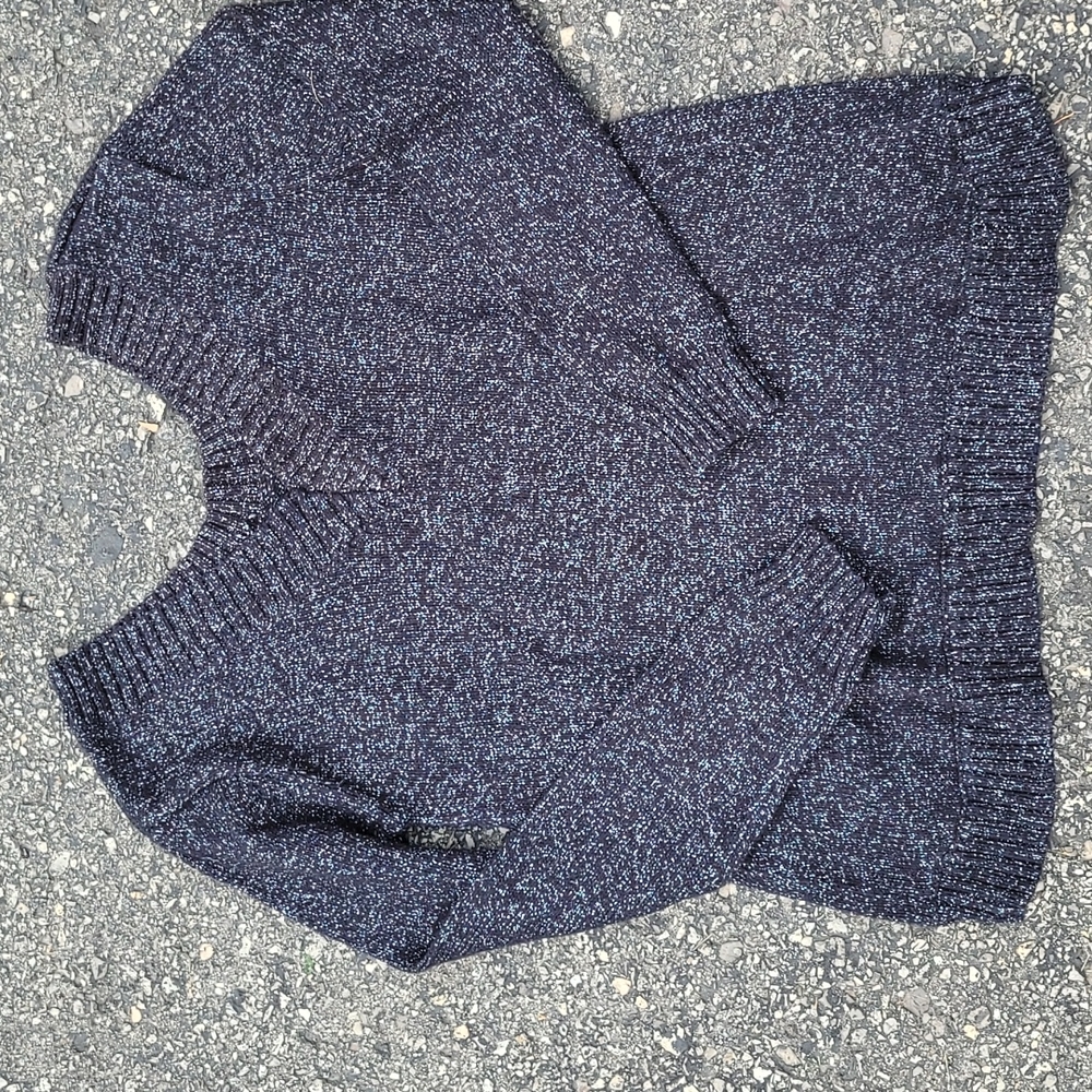 ✅️3/$40 HURLEY sweater